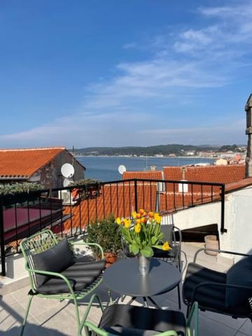 Deluxe Apartment Casa Flores With Sea View & Terrace Rovinj Dış mekan fotoğraf